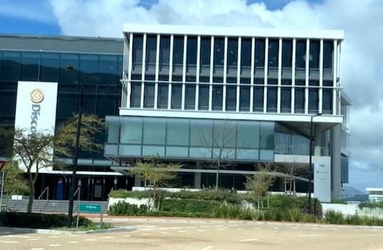 Discovery Bank office building: SA Bank Fees